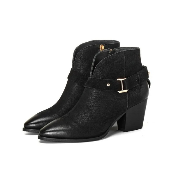 230(1.5)Retro Style Women Buckle Pointed Toe Chunky Block Heel Chelsea Ankle - Picture 4 of 5